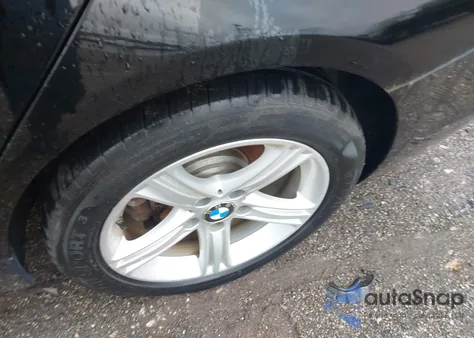 2013 BMW 328I xDrive z USA, uszkodzony, nr VIN WBA3B5C58DF598267